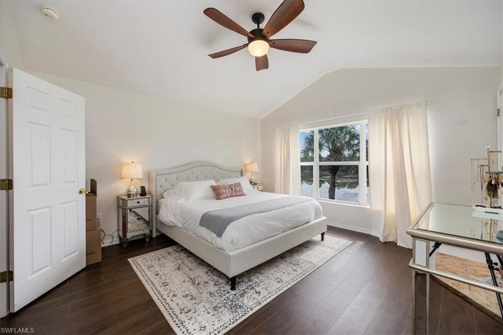 1050 Albany Ct 199, Naples, FL 34105-12