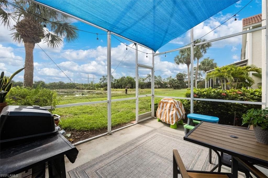1050 Albany Ct 199, Naples, FL 34105-21