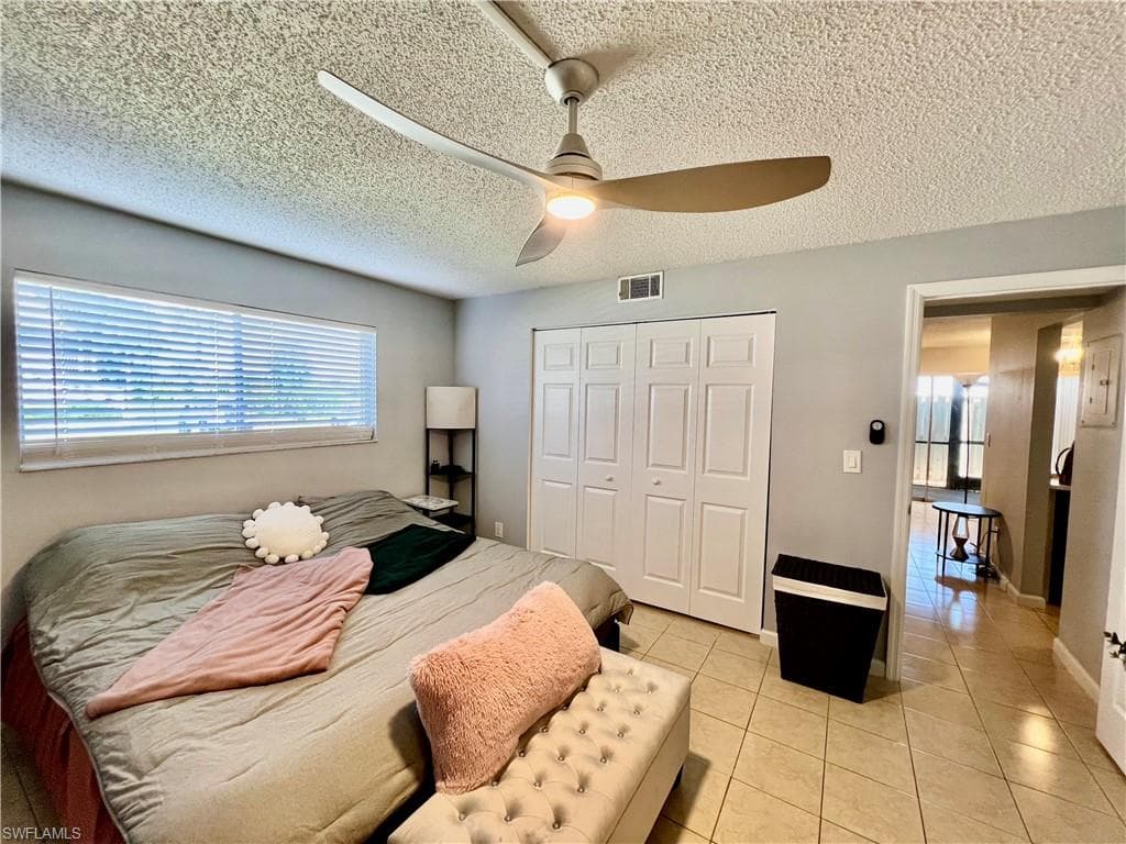 5751 Foxlake Dr A, North Fort Myers, FL 33917-17