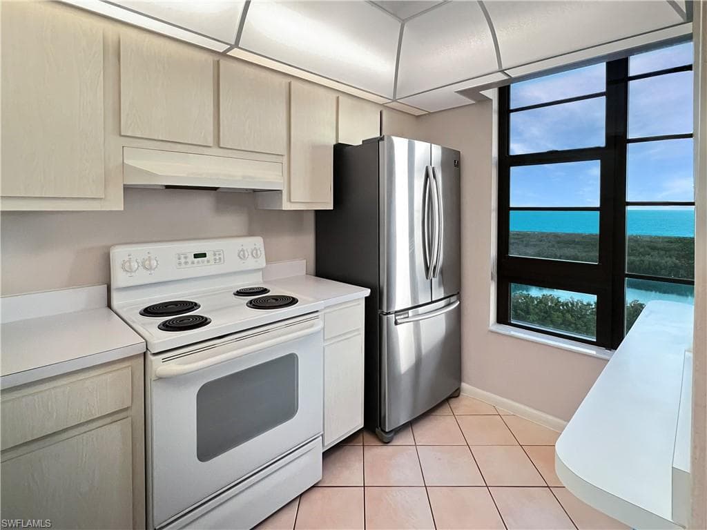 440 Seaview Ct 1012, Marco Island, FL 34145-11