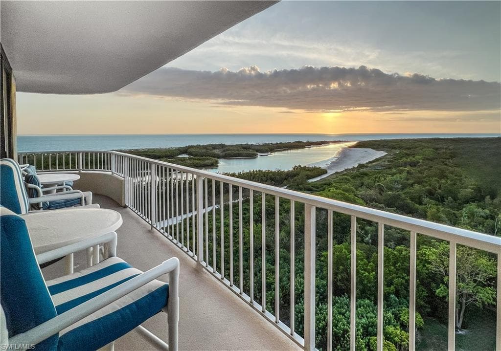 440 Seaview Ct 1012, Marco Island, FL 34145-5