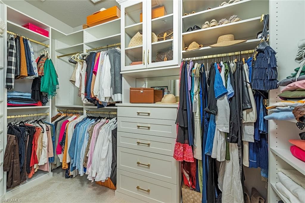 3153 Aviamar Cir 202, Naples, FL 34114-12