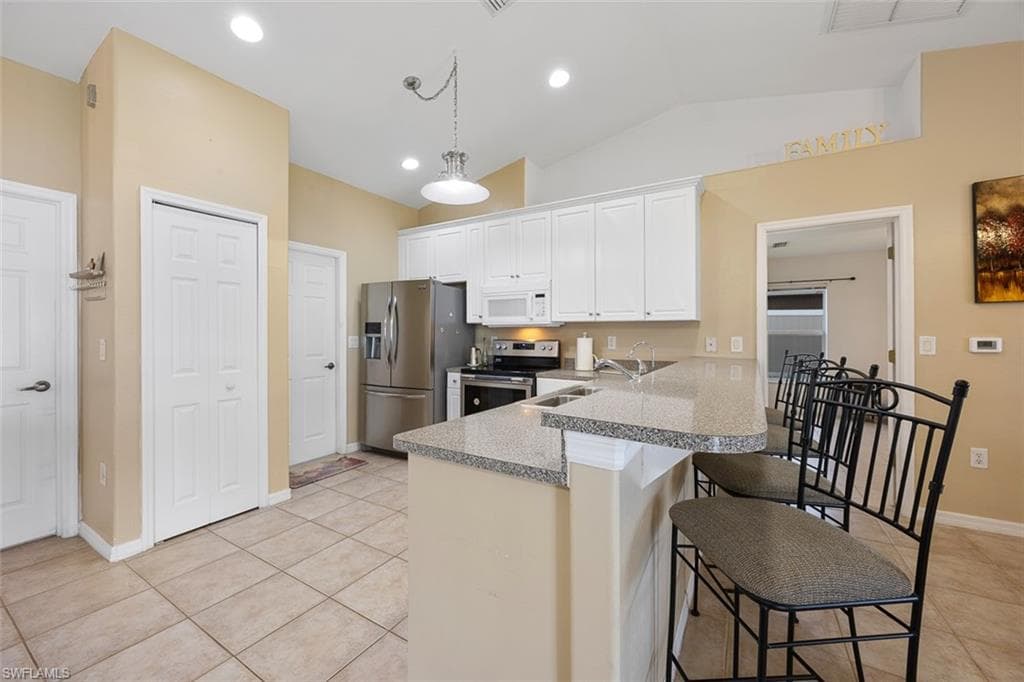 3930 15th Pl, Cape Coral, FL 33914-14