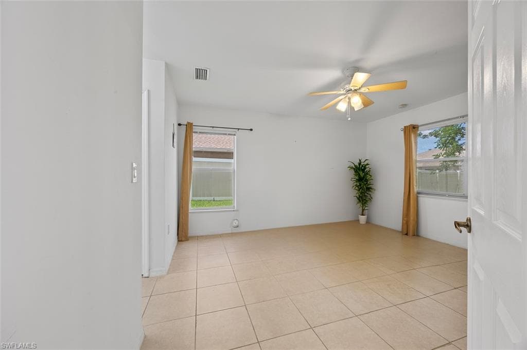 3930 15th Pl, Cape Coral, FL 33914-19