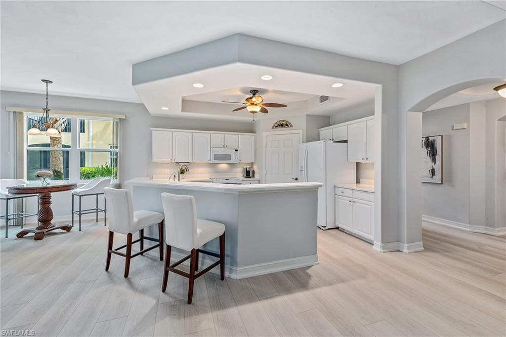1263 Rialto Way 102, Naples, FL 34114-9