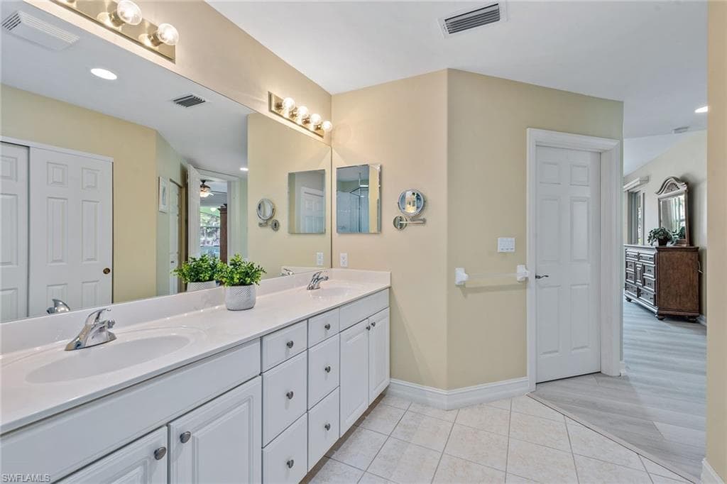 1263 Rialto Way 102, Naples, FL 34114-15