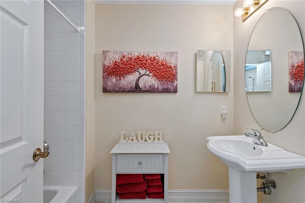 1263 Rialto Way 102, Naples, FL 34114-21