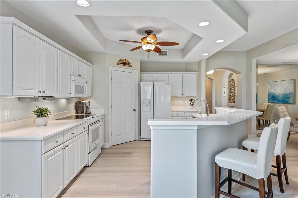 1263 Rialto Way 102, Naples, FL 34114-3