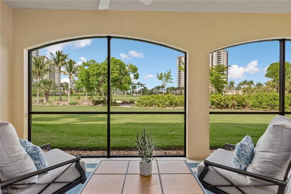 1263 Rialto Way 102, Naples, FL 34114-5
