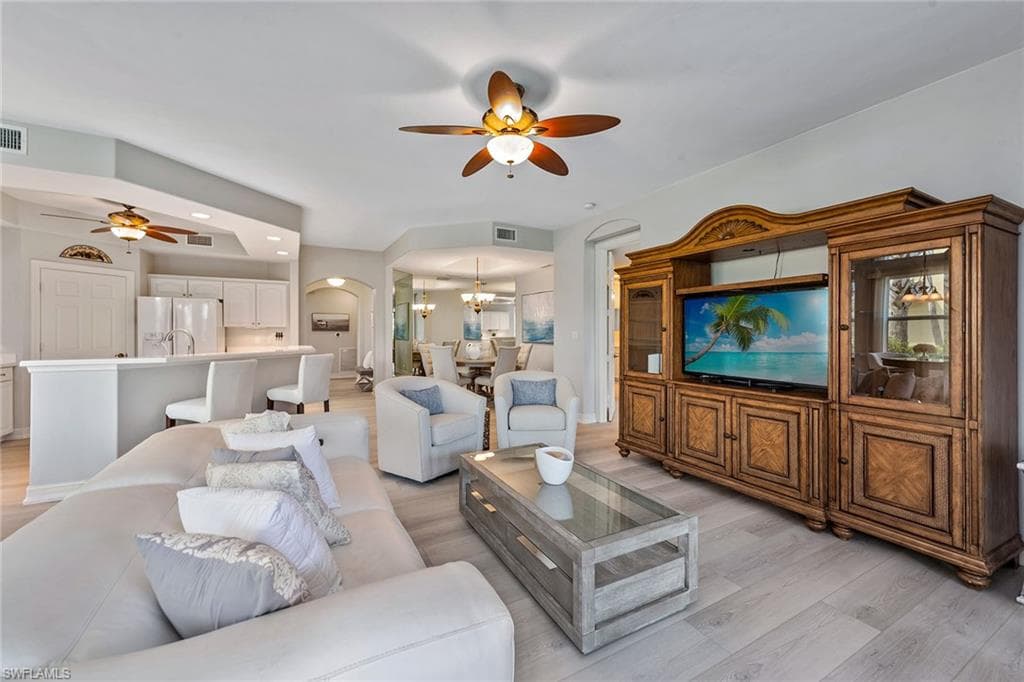 1263 Rialto Way 102, Naples, FL 34114-7
