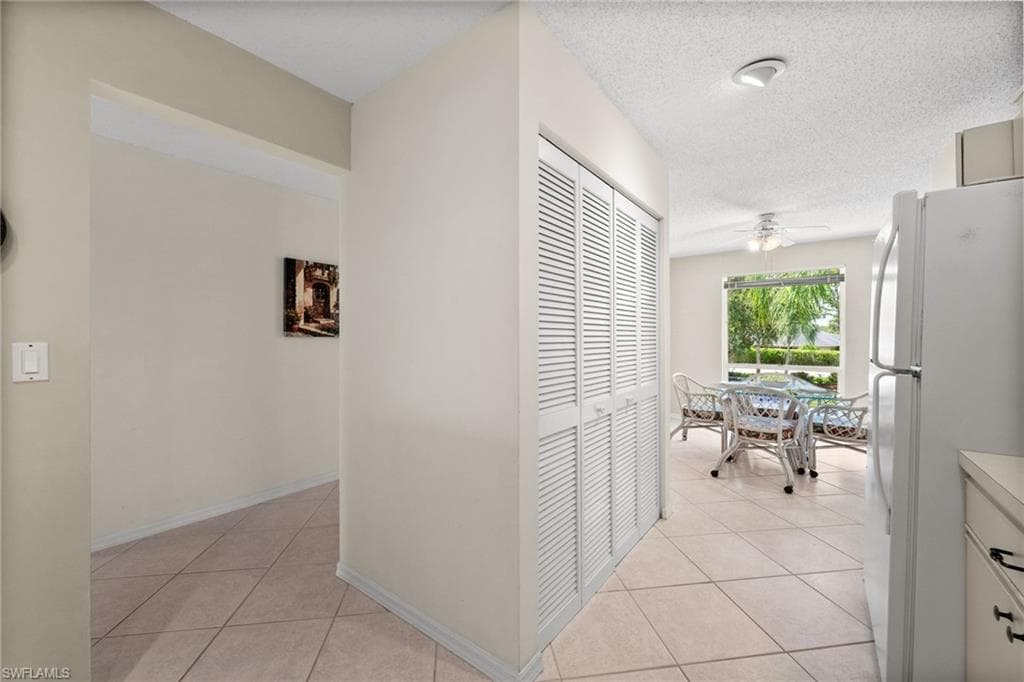 1190 Yesica Ann Cir B205, Naples, FL 34110-13