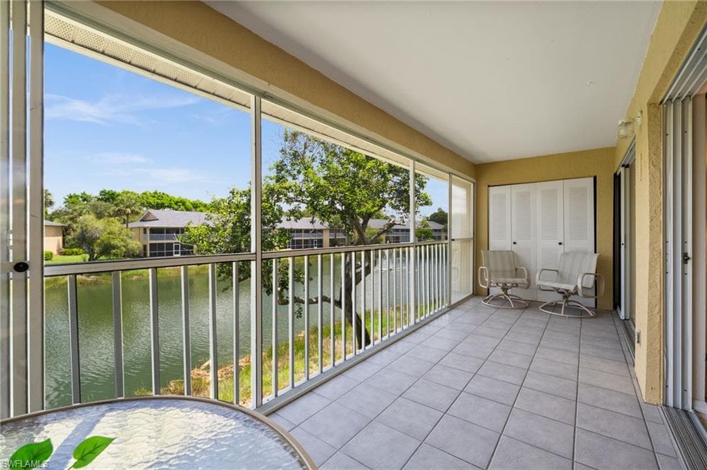 1190 Yesica Ann Cir B205, Naples, FL 34110-6