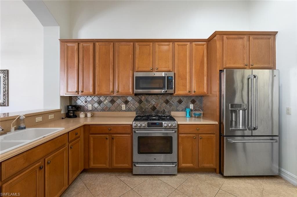 1757 Tarpon Bay Dr S 57, Naples, FL 34119-10
