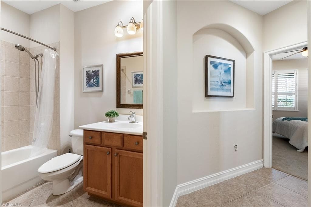 1757 Tarpon Bay Dr S 57, Naples, FL 34119-18