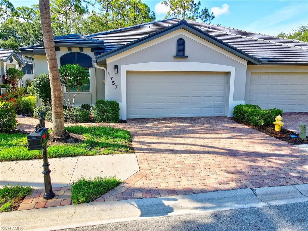 1757 Tarpon Bay Dr S 57, Naples, FL 34119-1