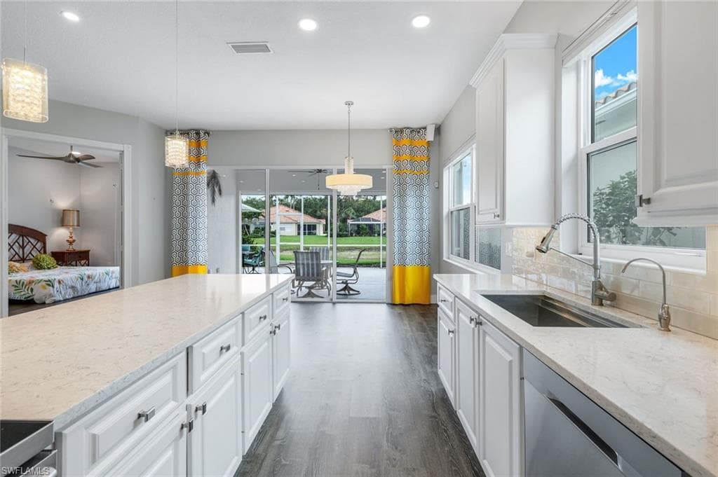 4648 Rio Poco Ct, Naples, FL 34109-15