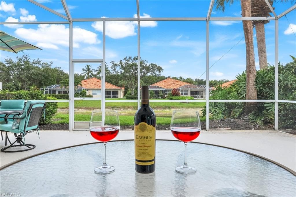 4648 Rio Poco Ct, Naples, FL 34109-1