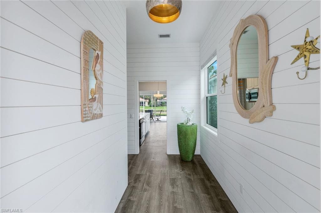 4648 Rio Poco Ct, Naples, FL 34109-8