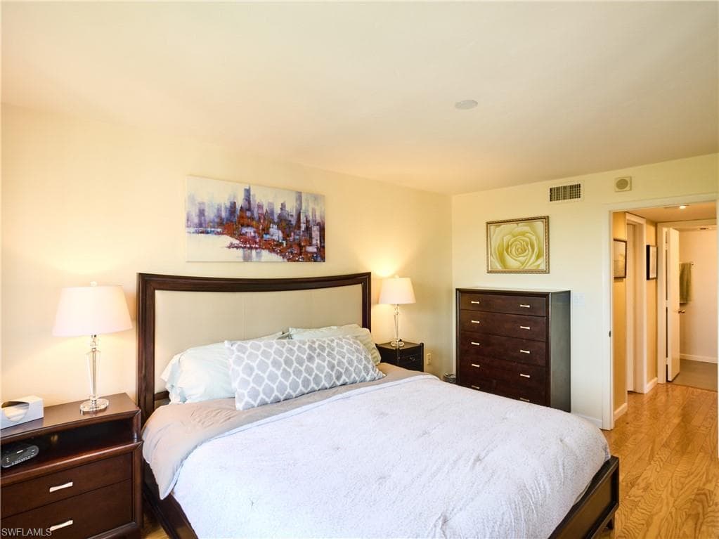 17 Bluebill Ave 901, Naples, FL 34108-18