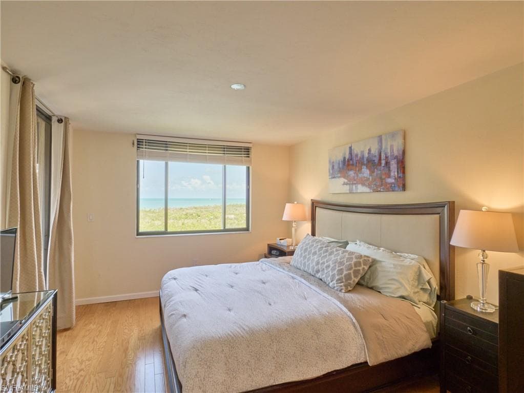 17 Bluebill Ave 901, Naples, FL 34108-19
