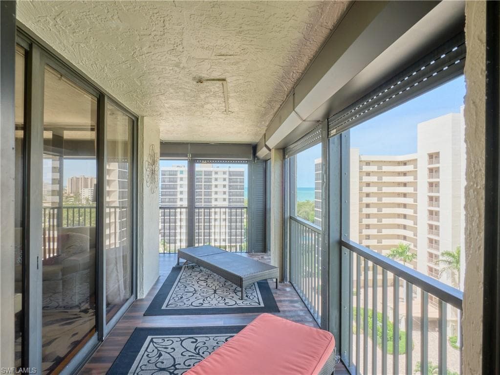 17 Bluebill Ave 901, Naples, FL 34108-22