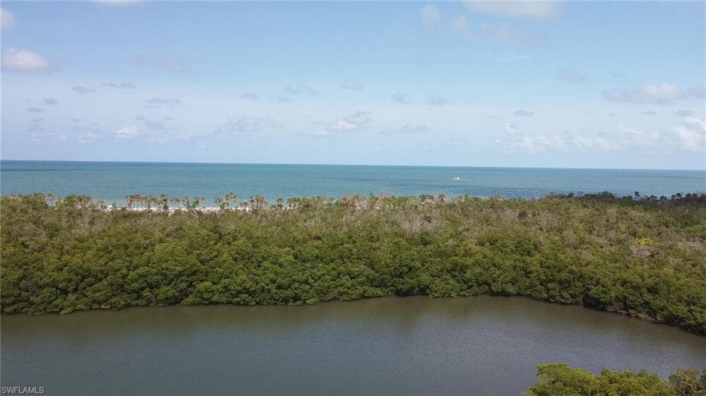 17 Bluebill Ave 901, Naples, FL 34108-26