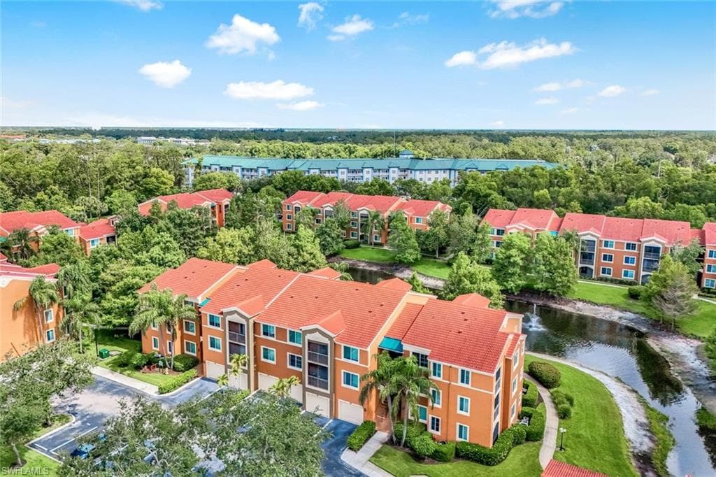1220 Reserve Way 107, Naples, FL 34105-15