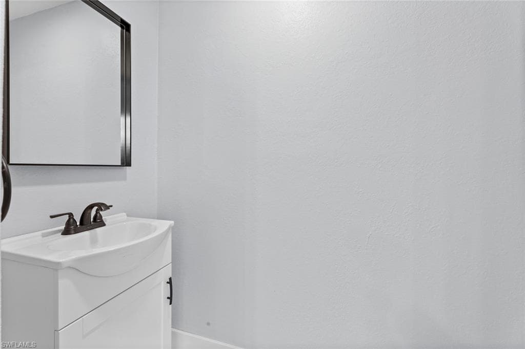 3061 Shell Mound Blvd, Fort Myers Beach, FL 33931-22