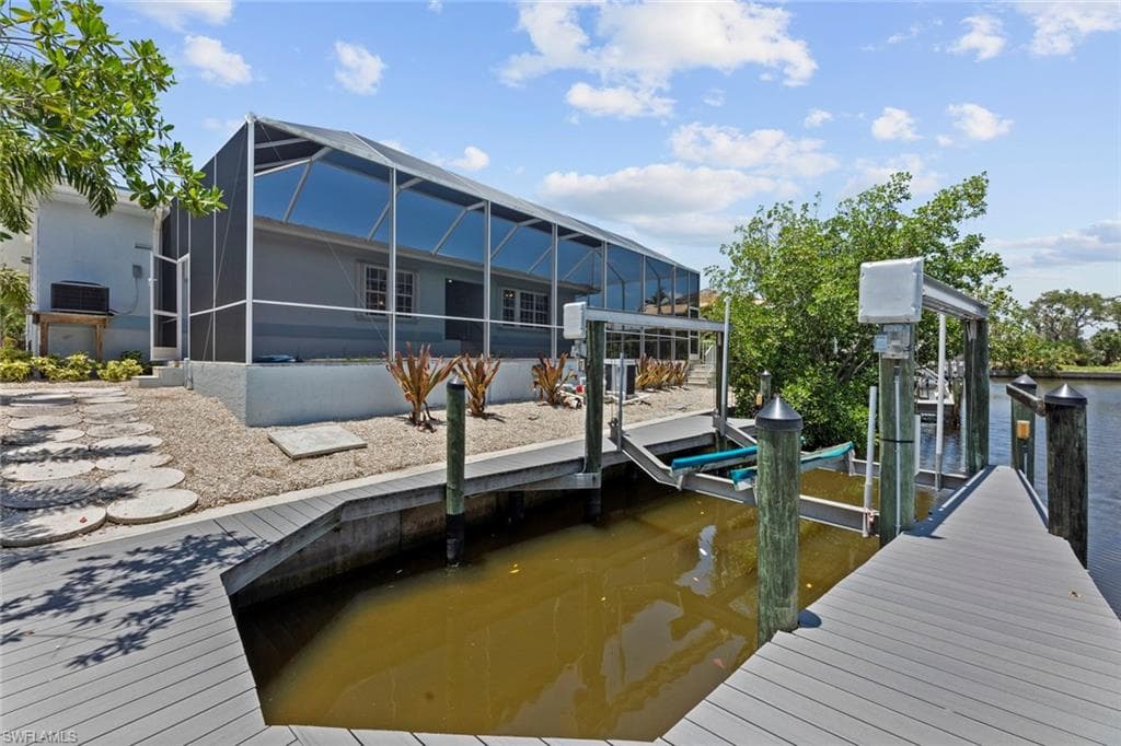 3061 Shell Mound Blvd, Fort Myers Beach, FL 33931-1