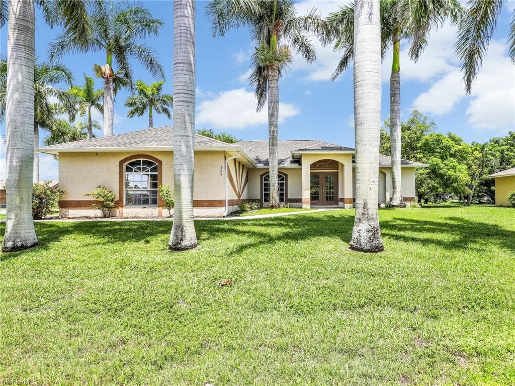 305 16th Pl, Cape Coral, FL 33990-2