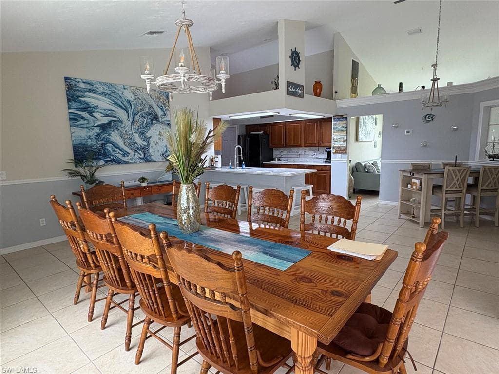 1118 Grove Dr, Naples, FL 34120-12