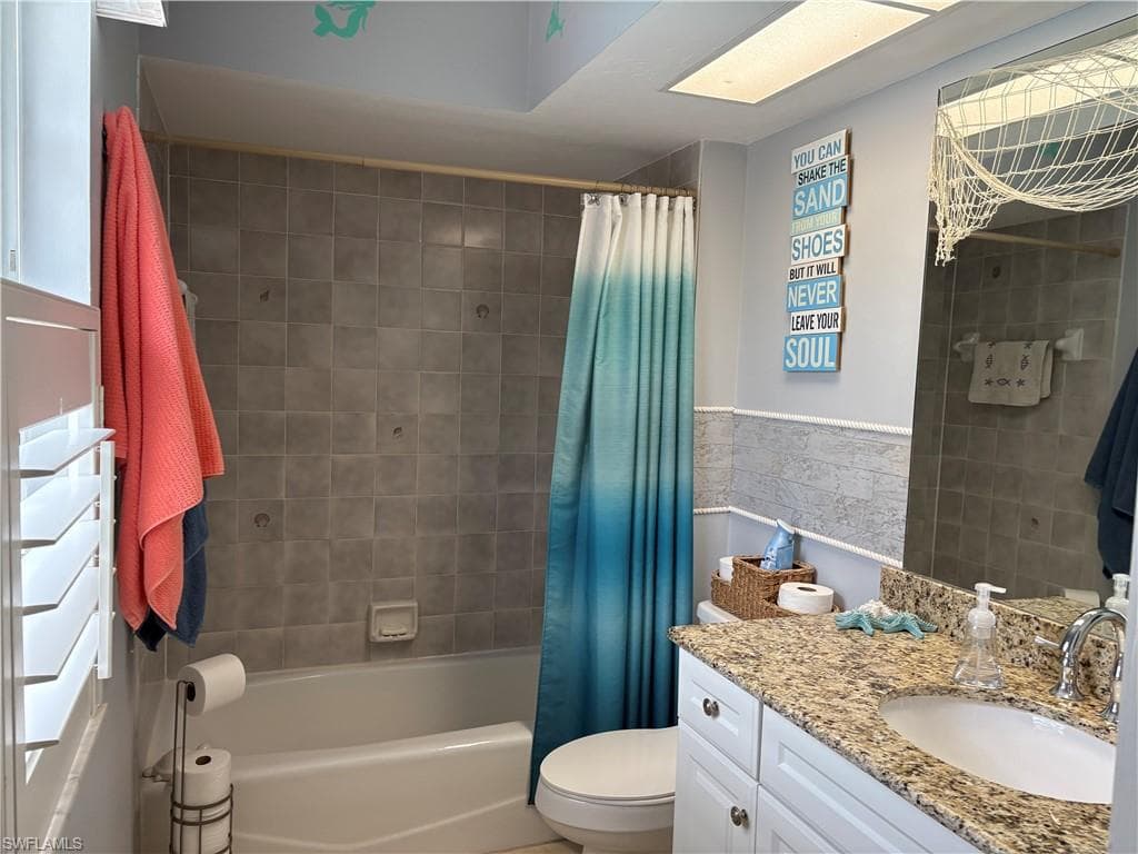 1118 Grove Dr, Naples, FL 34120-17