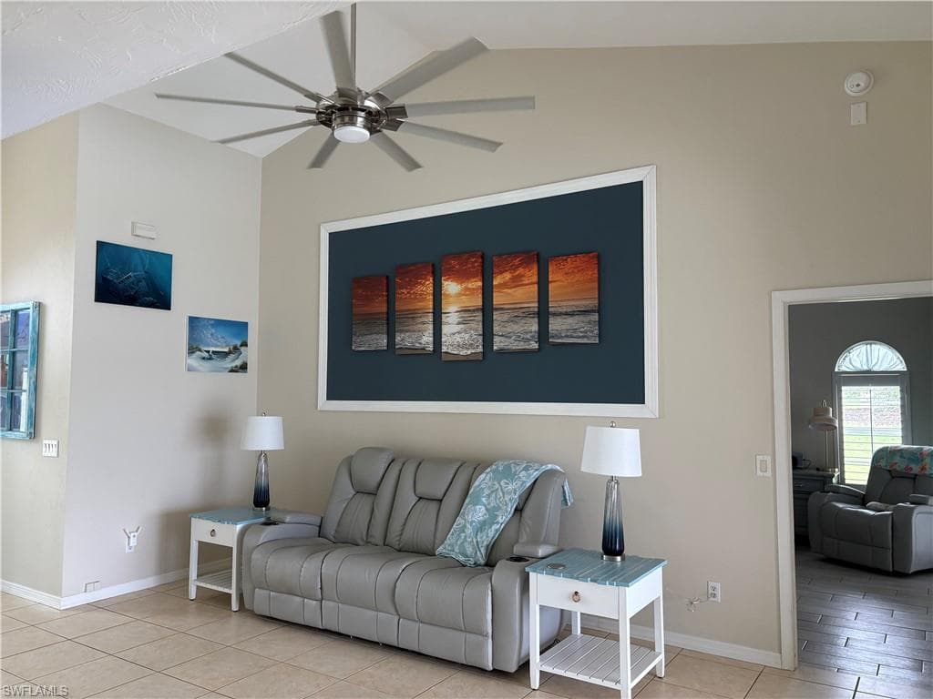 1118 Grove Dr, Naples, FL 34120-6