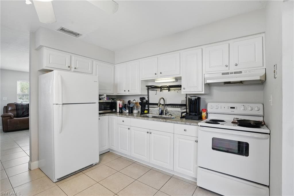 11580 Dean St 582, Bonita Springs, FL 34135-14