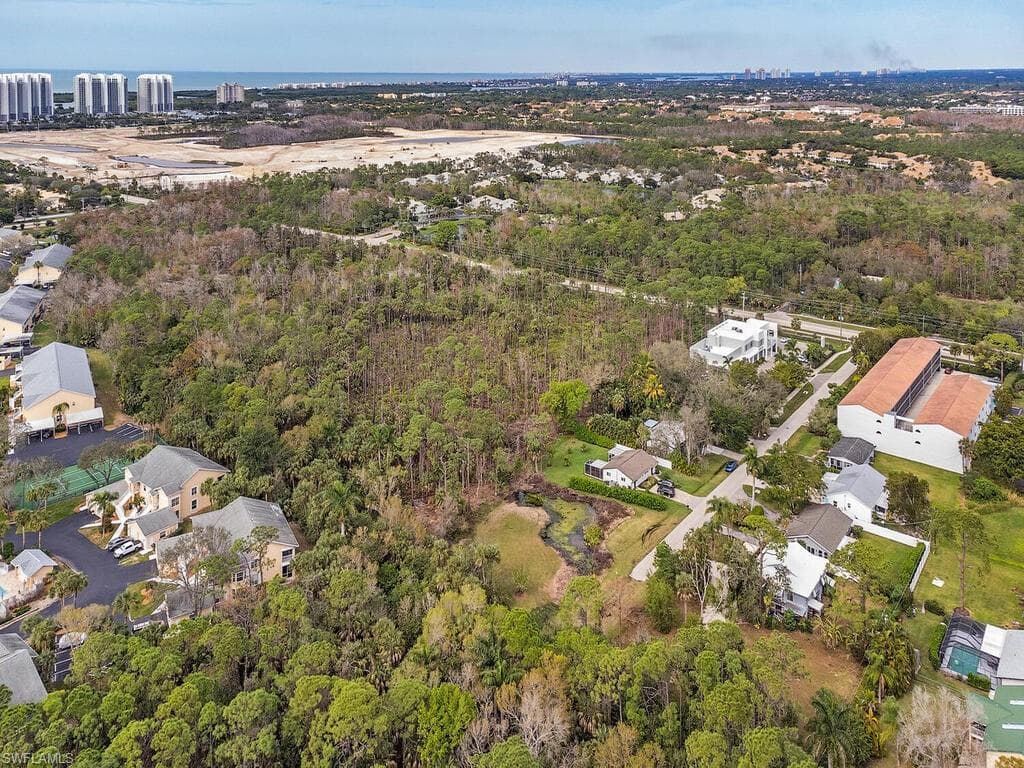 1336 West Ln, Naples, FL 34110-5