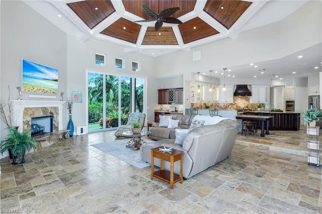1658 Mcilvaine Ct, Marco Island, FL 34145-10