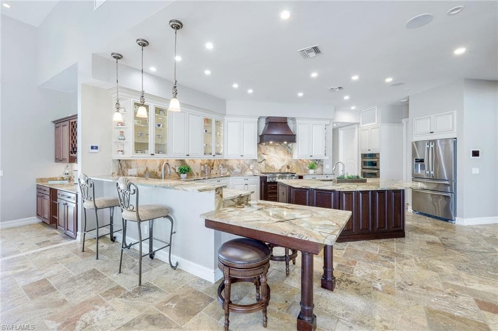 1658 Mcilvaine Ct, Marco Island, FL 34145-14