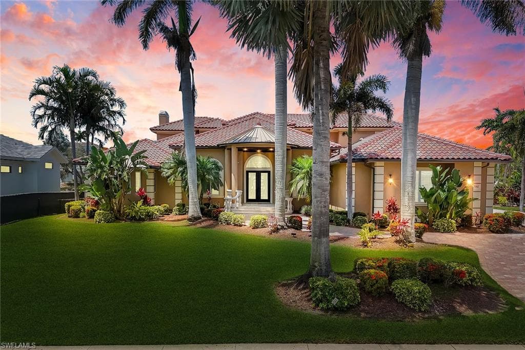 1658 Mcilvaine Ct, Marco Island, FL 34145-1