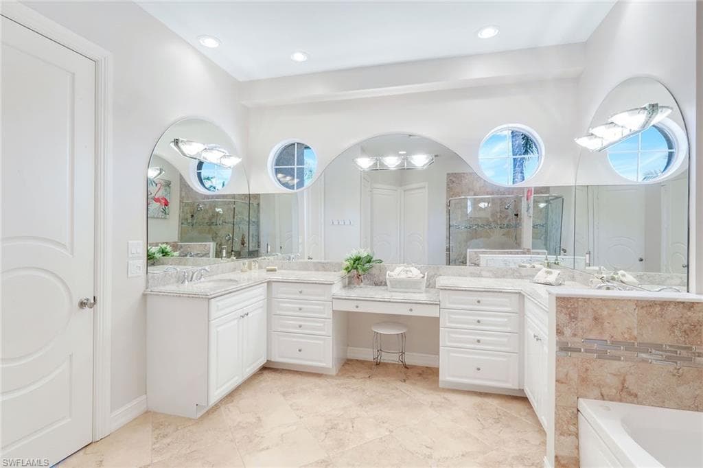 1658 Mcilvaine Ct, Marco Island, FL 34145-36