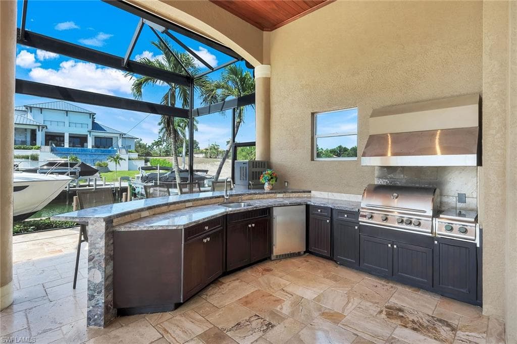 1658 Mcilvaine Ct, Marco Island, FL 34145-37