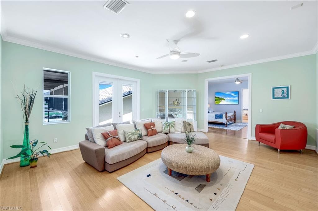 1658 Mcilvaine Ct, Marco Island, FL 34145-39