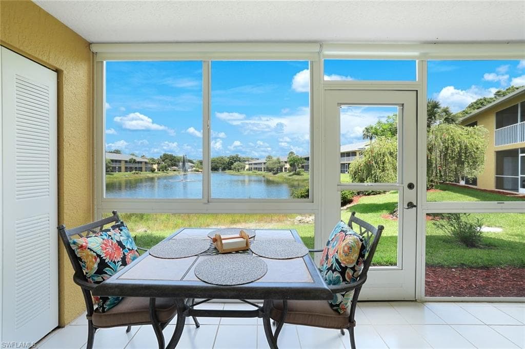 1250 Yesica Ann Cir E106, Naples, FL 34110-21