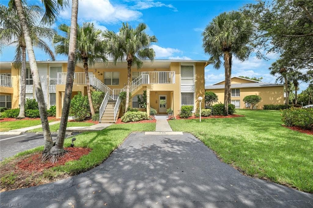 1250 Yesica Ann Cir E106, Naples, FL 34110-22