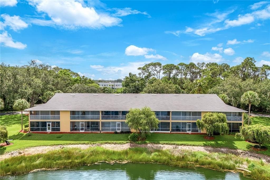 1250 Yesica Ann Cir E106, Naples, FL 34110-23