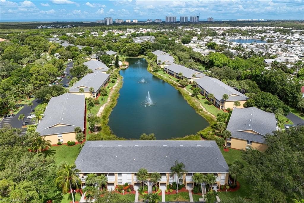 1250 Yesica Ann Cir E106, Naples, FL 34110-25