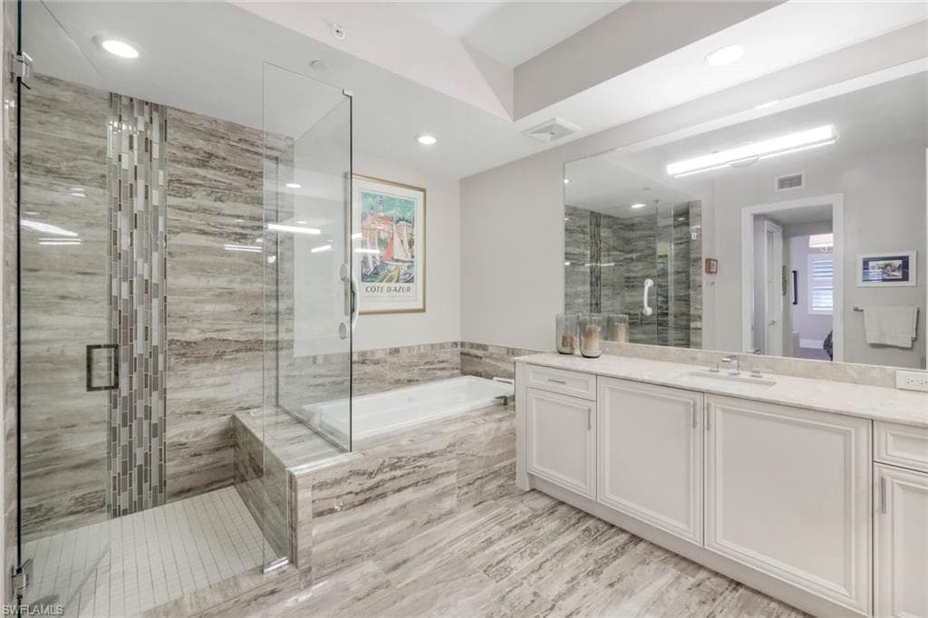 1035 3rd Ave S 508, Naples, FL 34102-18