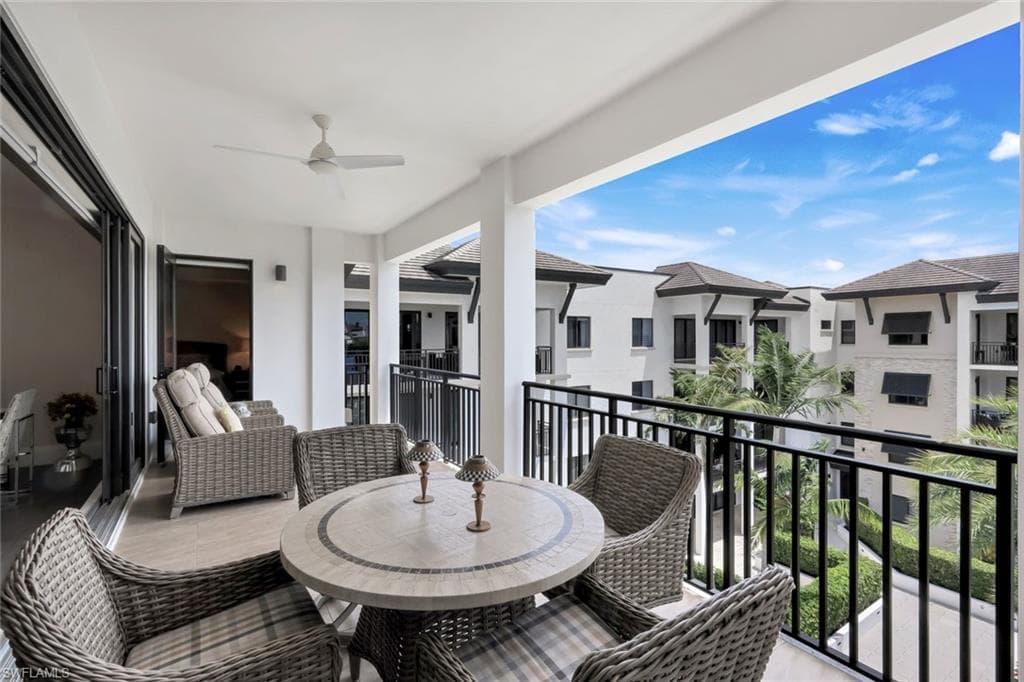 1035 3rd Ave S 508, Naples, FL 34102-25