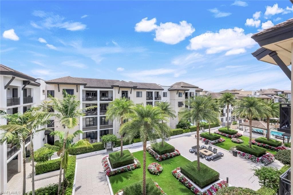 1035 3rd Ave S 508, Naples, FL 34102-26