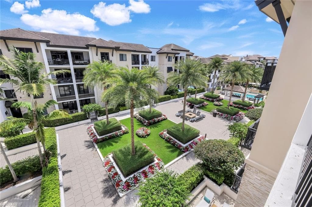 1035 3rd Ave S 508, Naples, FL 34102-27