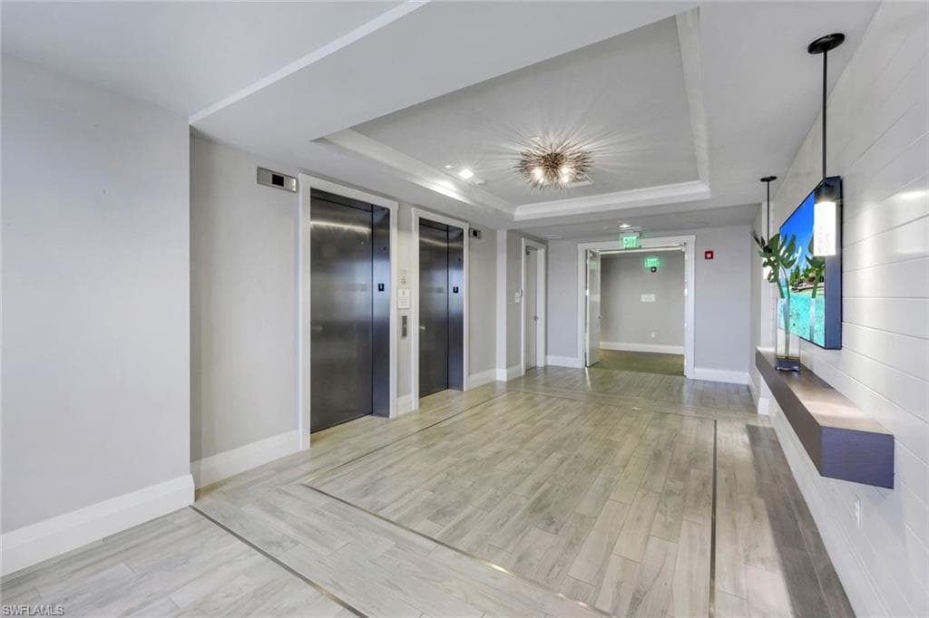 1035 3rd Ave S 508, Naples, FL 34102-5